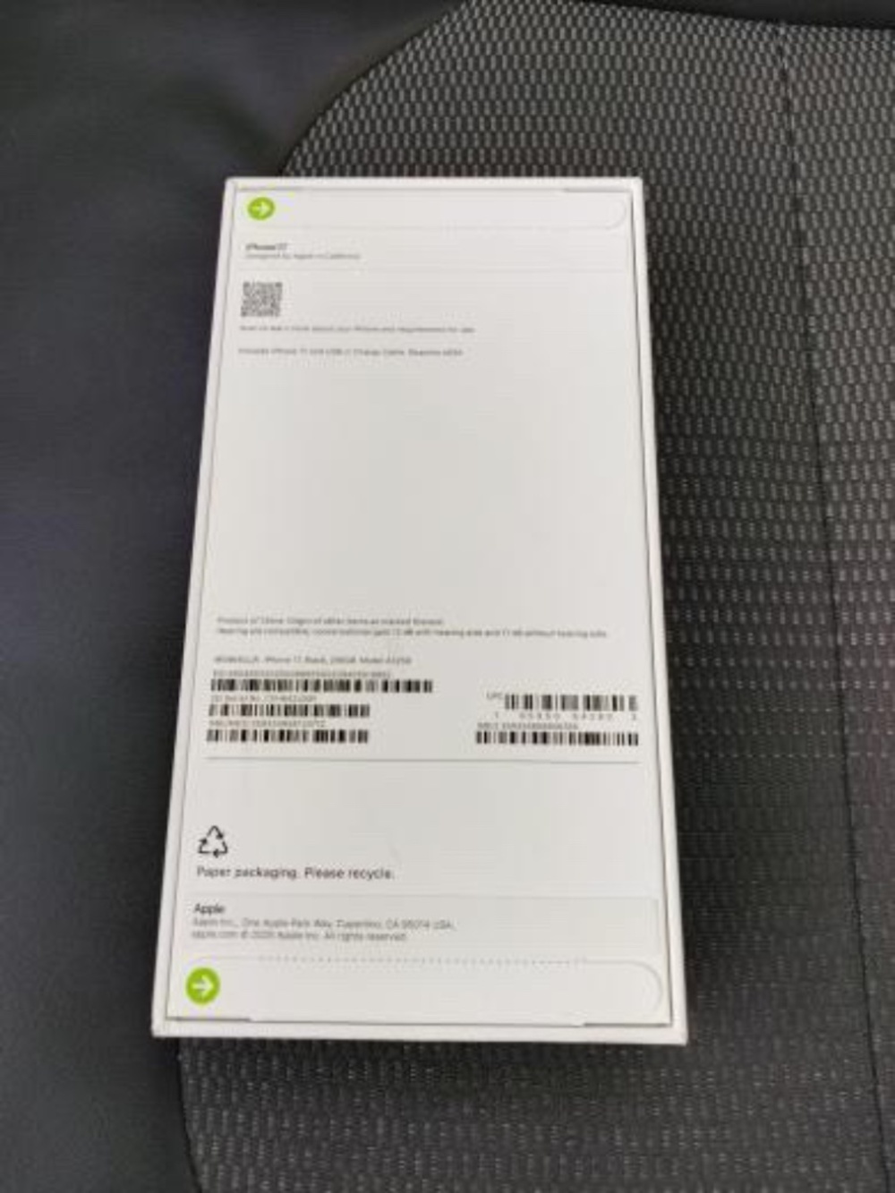 iPhone 17 - Picture 3 of 7